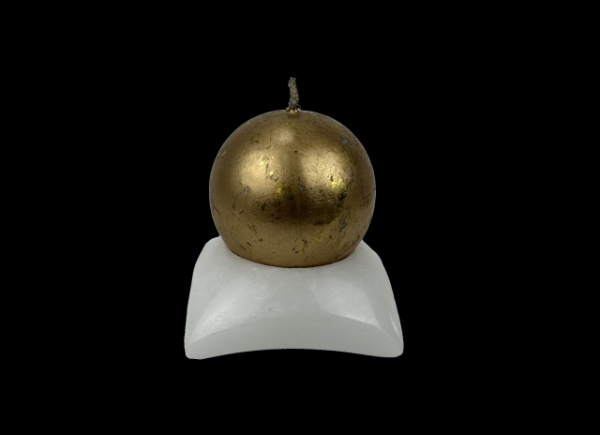 Teelichthalter aus weißem Marmor